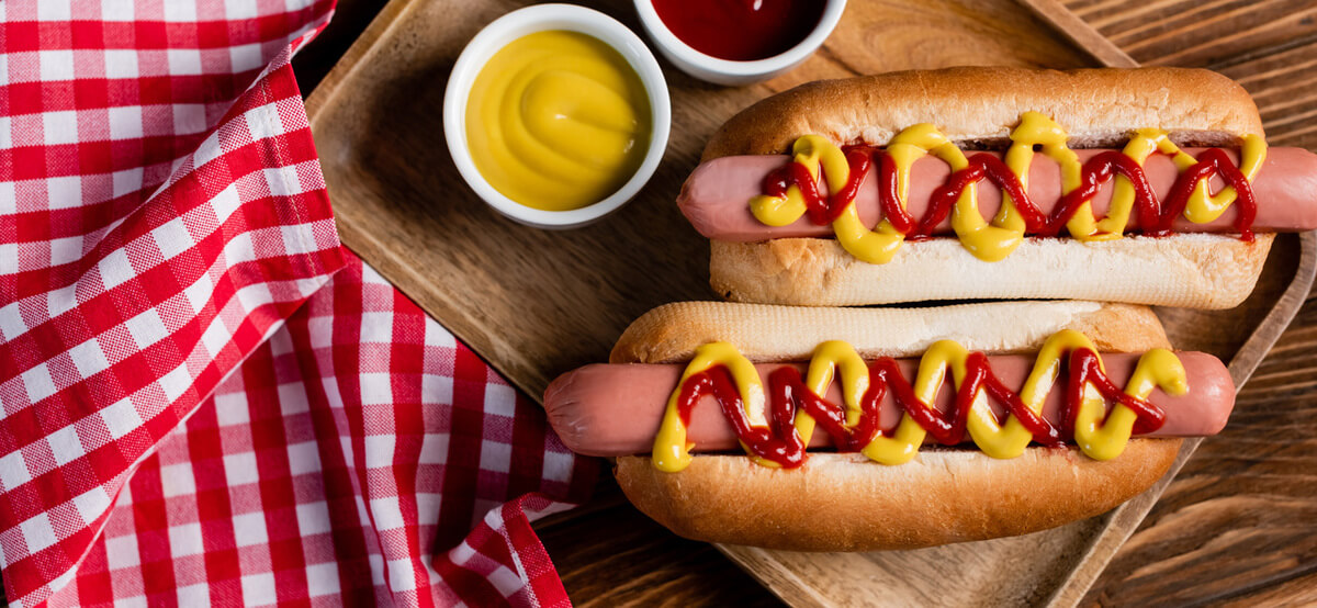 Garrett County Hot Dogs for Hospice at Deep Creek Lake, MD