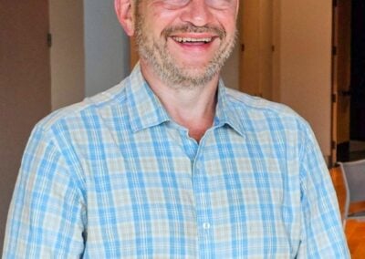 Local, National History Intertwine in Lecture