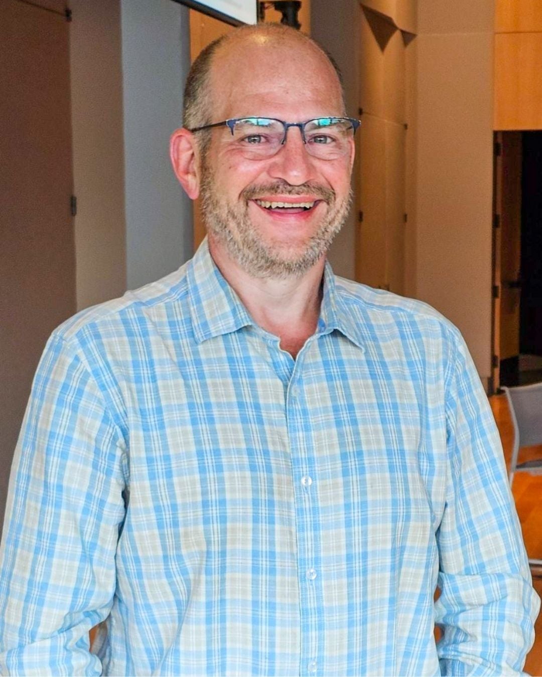 Local, National History Intertwine in Lecture