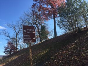 Mountain Lake Park Town Signage