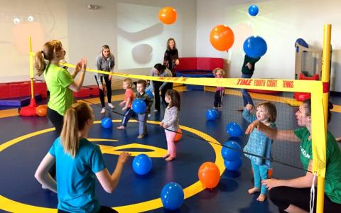 Summer Fun Day- Balloon Badminton