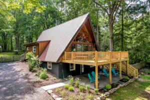 Taylor Made Real Estate_137 Paradise Gardens Road