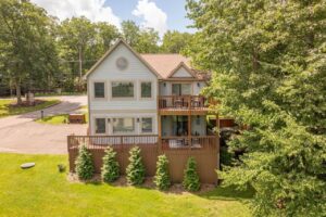 Taylor Made Real Estate_25 Silver Tree Lane