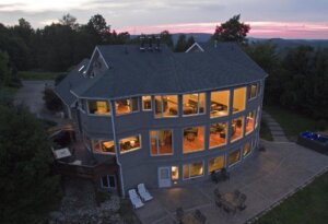 Taylor Made_1200 MOUNTAINVIEW DRIVE