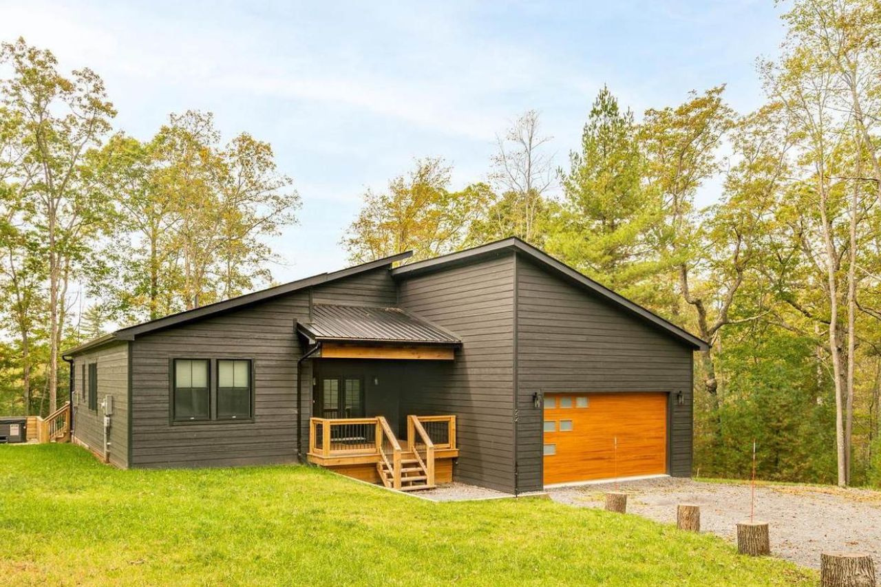 3930 Mayhew Inn Road (Deep Creek Lake, MD)